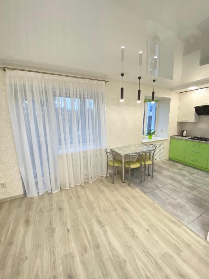 Suite Mira Avenue Center Двухкомнатная Квартира В Центре Возле Тц Цум 체르니히우 외부 사진