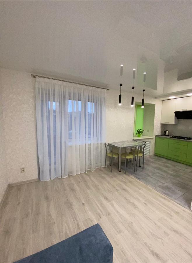 Suite Mira Avenue Center Двухкомнатная Квартира В Центре Возле Тц Цум 체르니히우 외부 사진